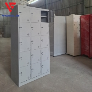 15-compartment iron locker with additional tray 15C3KG