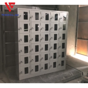 30C5K locker cabinet with glass doors