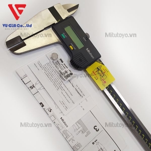 Mitutoyo digital caliper 500-501-10 (0-600mm)