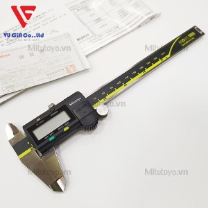 Mitutoyo 500-196-30 digital caliper (0-150mm/6