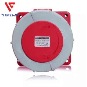 3-pin 32A watertight recessed socket BEK-3232