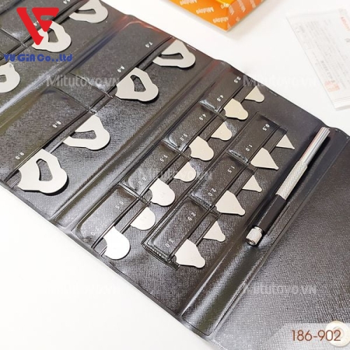 Mitutoyo 186-902 26-blade radius gauge (0.5 - 15mm)