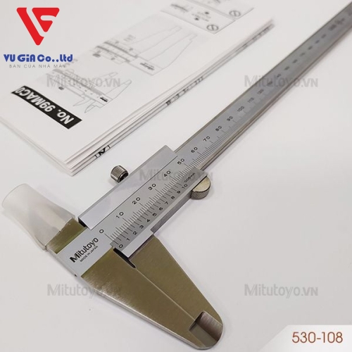 Mitutoyo 530-108 mechanical caliper (0 - 200mm)