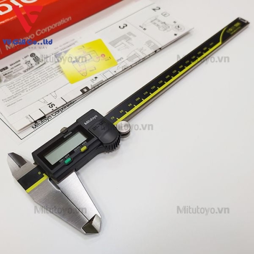Mitutoyo digital caliper 500-152-30 (0-200mm)