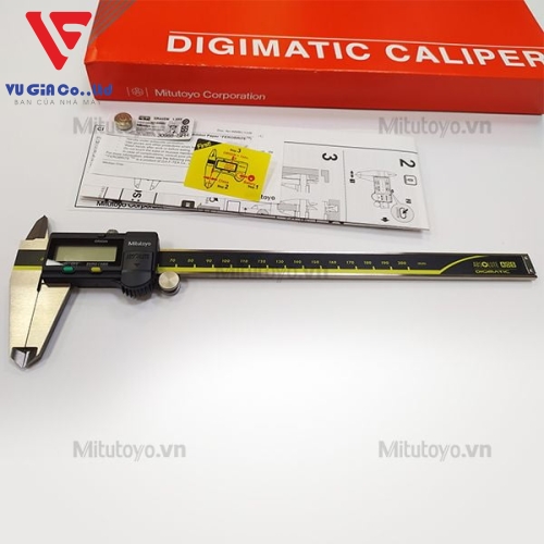 Mitutoyo digital caliper 500-152-30 (0-200mm)
