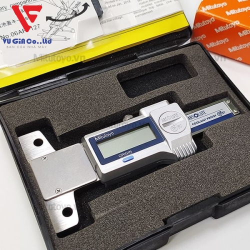 Mitutoyo electronic depth gauge 571-100-20 (0-25mm)