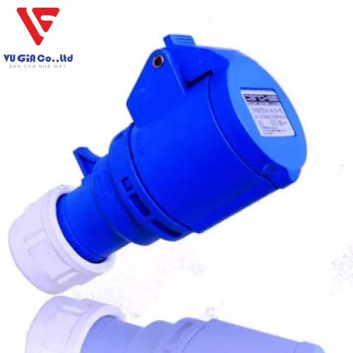 3-pin 32A non-watertight connector BEK-223