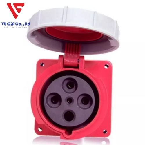 Watertight 4-pin 16A recessed socket BEK-3142